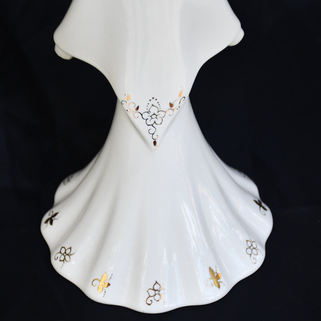 Изящна глазирана порцеланова статуетка "Снежанка" — Акуинкум, Будапеща