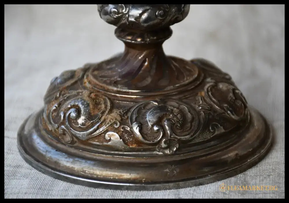 Античен бокал с барокова декорация - antique