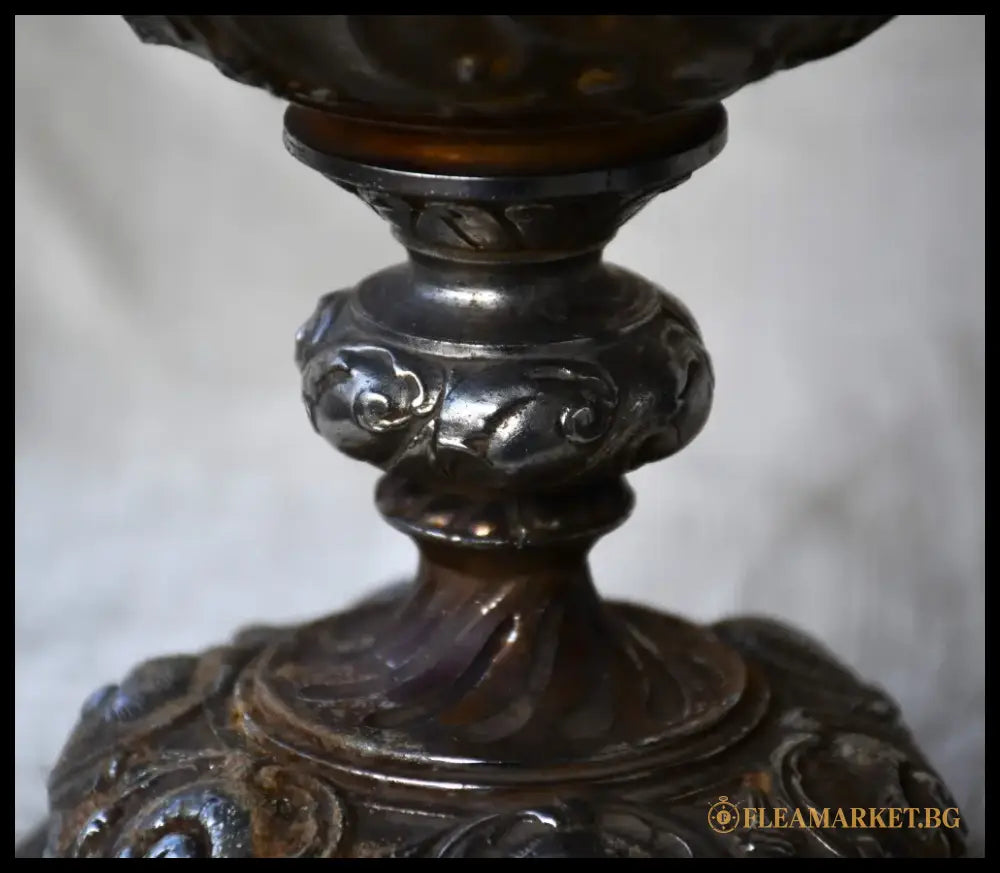 Античен бокал с барокова декорация - antique