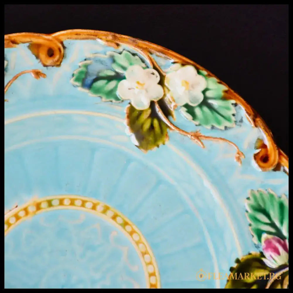 Антична Art Nouveau чиния - майолика. Sarreguemines. - antique