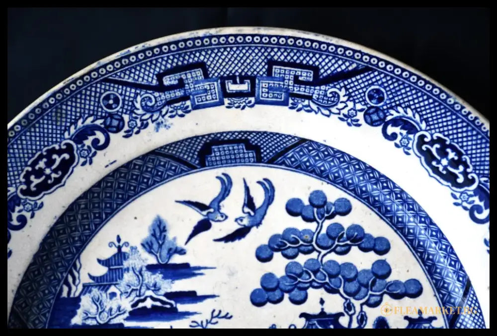 Антична викторианска чиния ’Blue Willow’ - antique