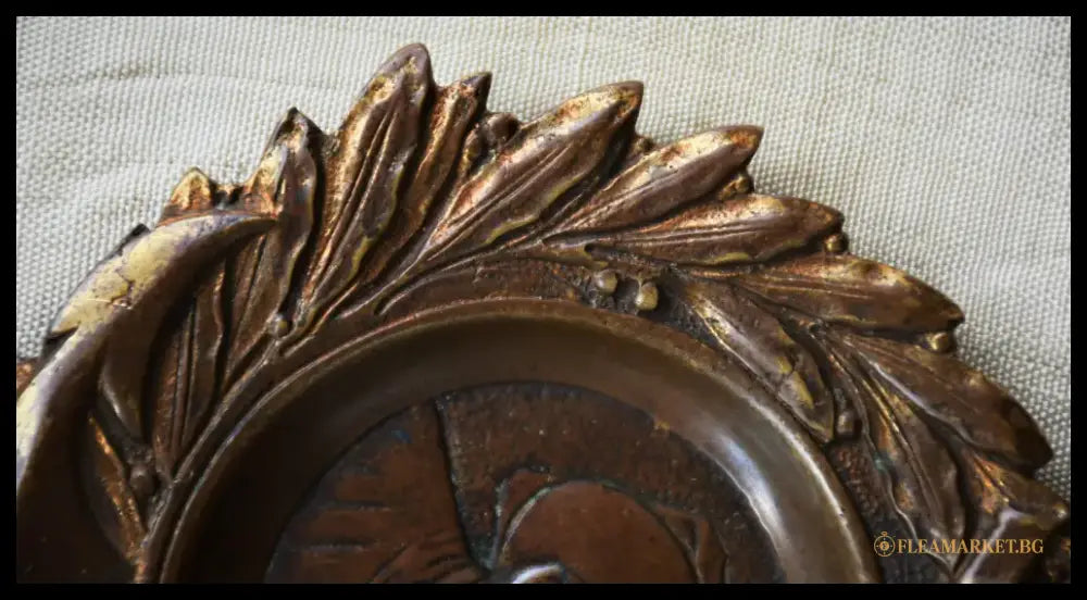 Барелеф - принц Енрике Мореплавателя - бронз - antique