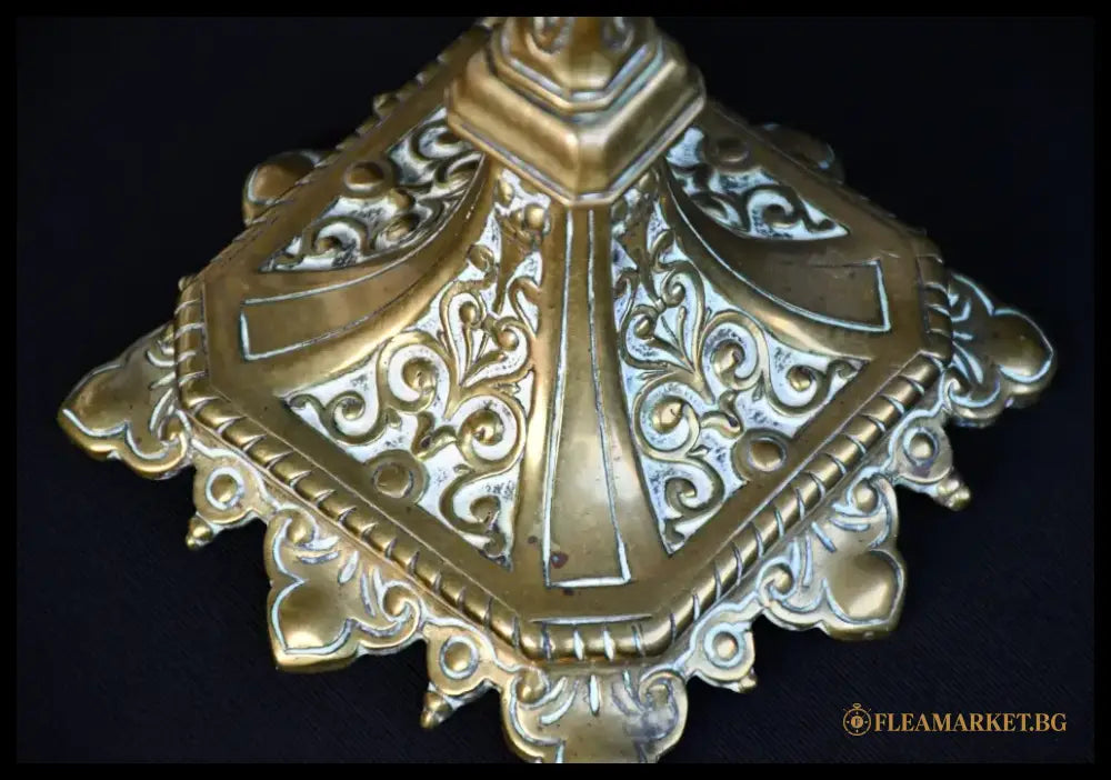 Бронзов свещник - Италия - antique
