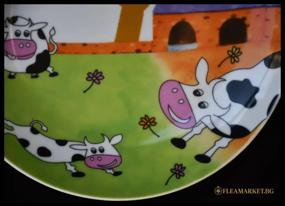 Детска чиния ’Dancing Cow’ произведена от ’Ritzenhoff & Breker’ - antique