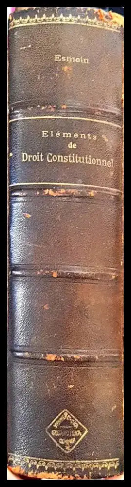 Éléments de Droit Constitutionnel Français et Comparé (1103) - Книга