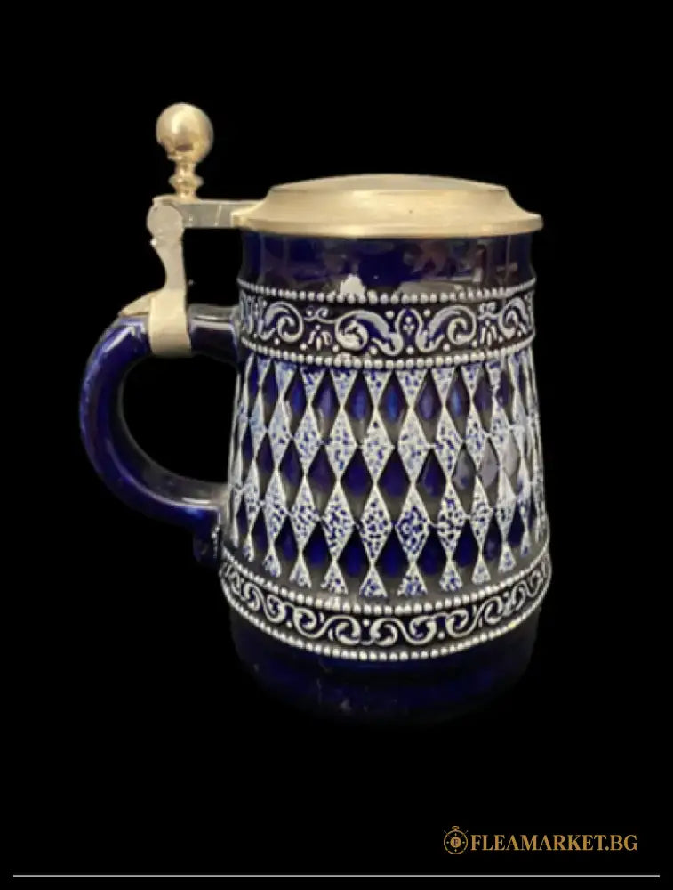 Халба с капак,вместимост 0,5L (508)