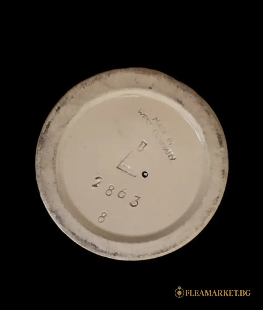 Халба с капак,вместимост 0,5L (495)