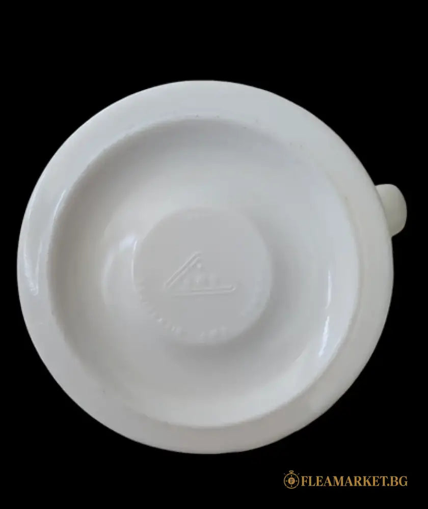 Халба с капак,вместимост 0,5L (496)
