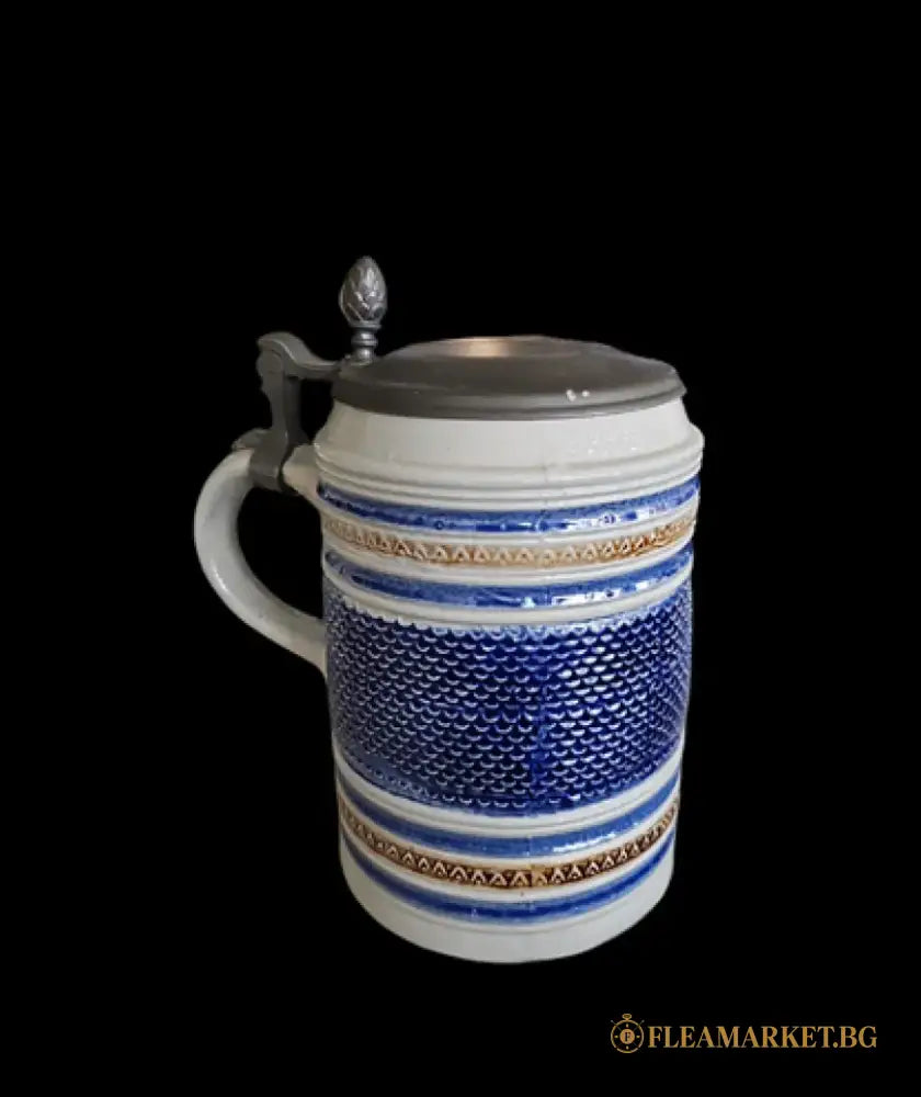 Халба с капак,вместимост 0,5L (469)