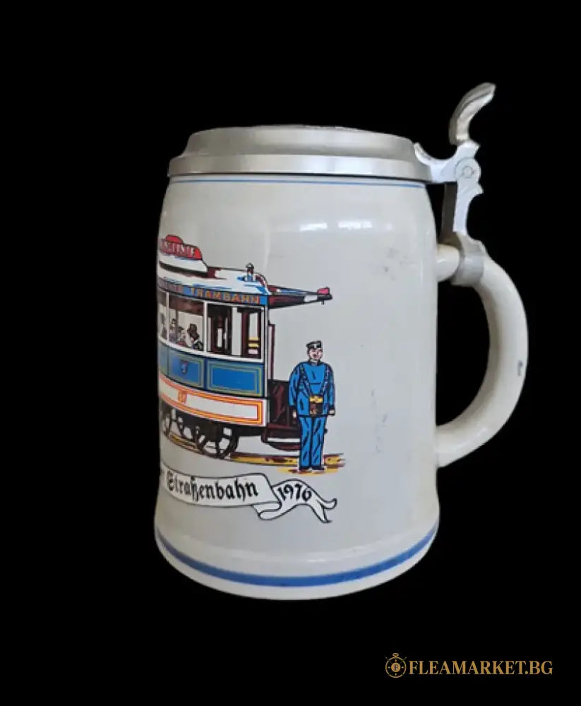 Халба с капак,вместимост 0,5L (465)