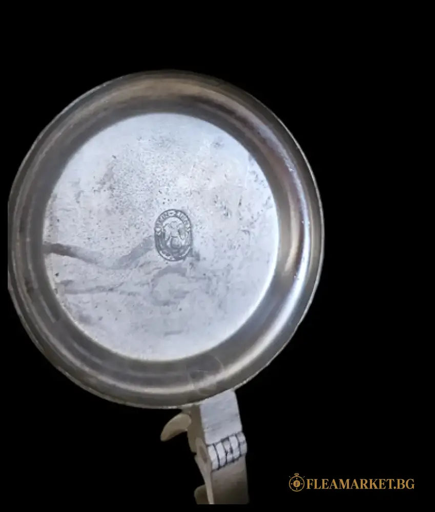 Халба с капак,вместимост 0,5L (462)