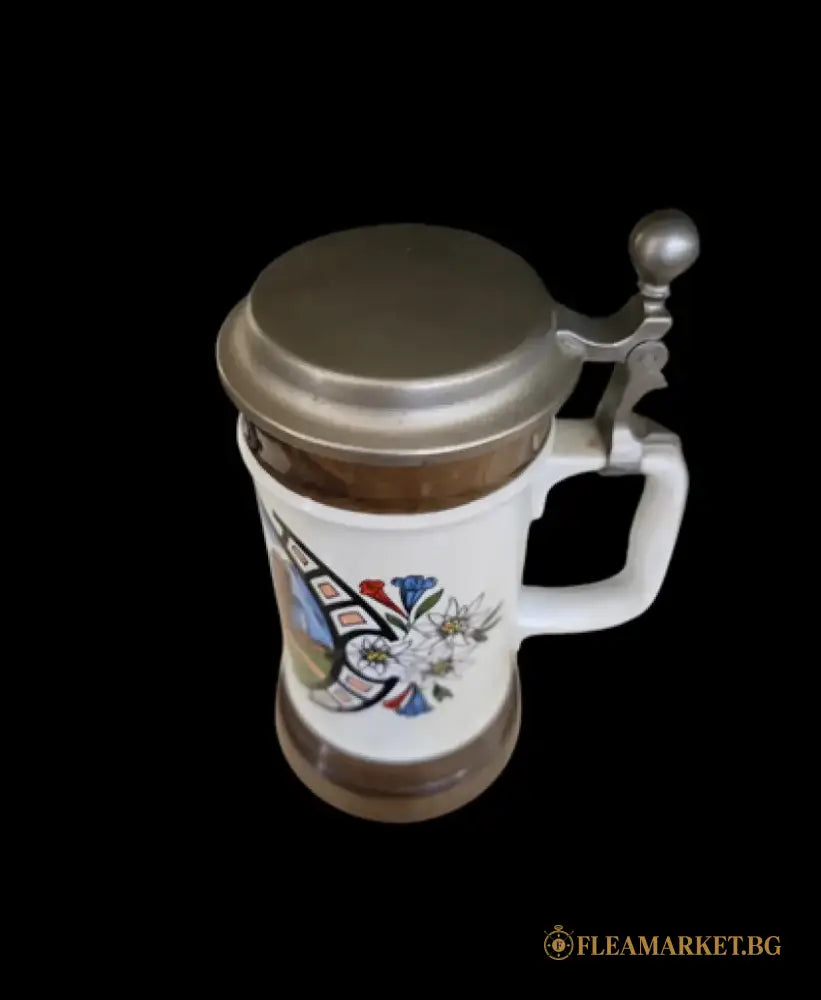 Халба с капак,вместимост 0,5L (459)