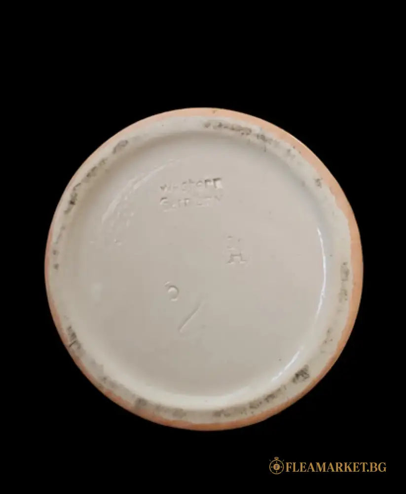 Халба с капак,вместимост 0,5L (464)