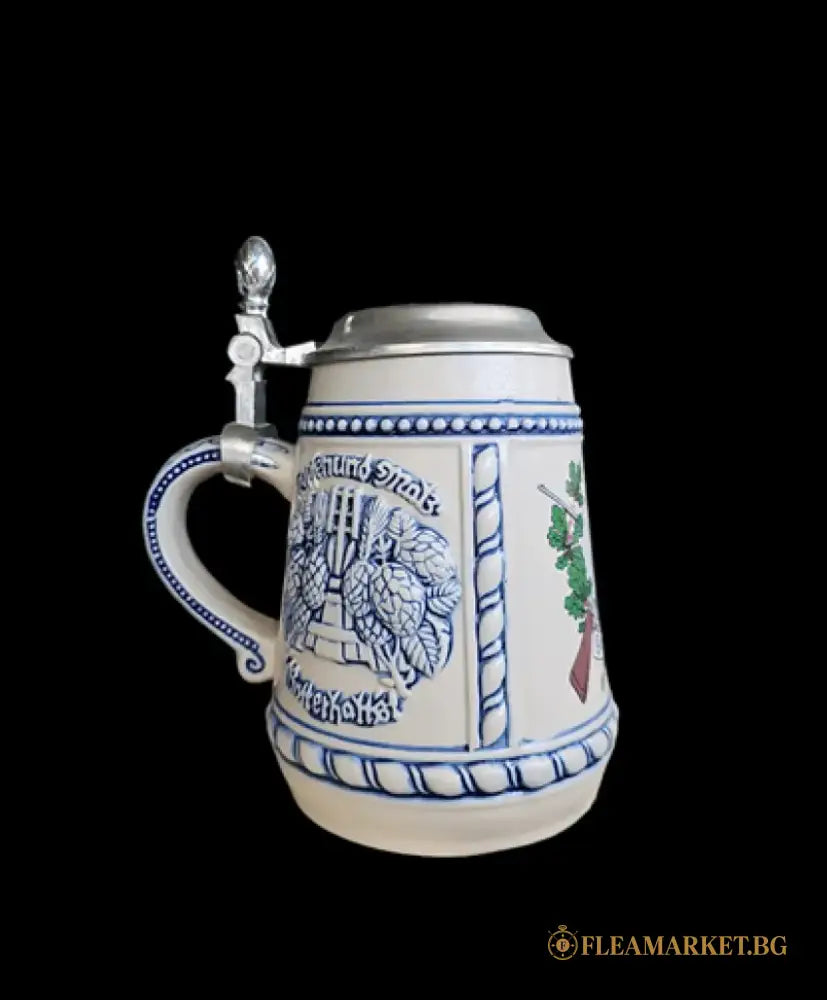 Халба с капак,вместимост 250mL (479)