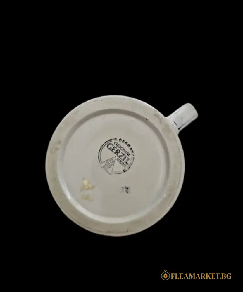 Халба с капак,вместимост 250mL (478)