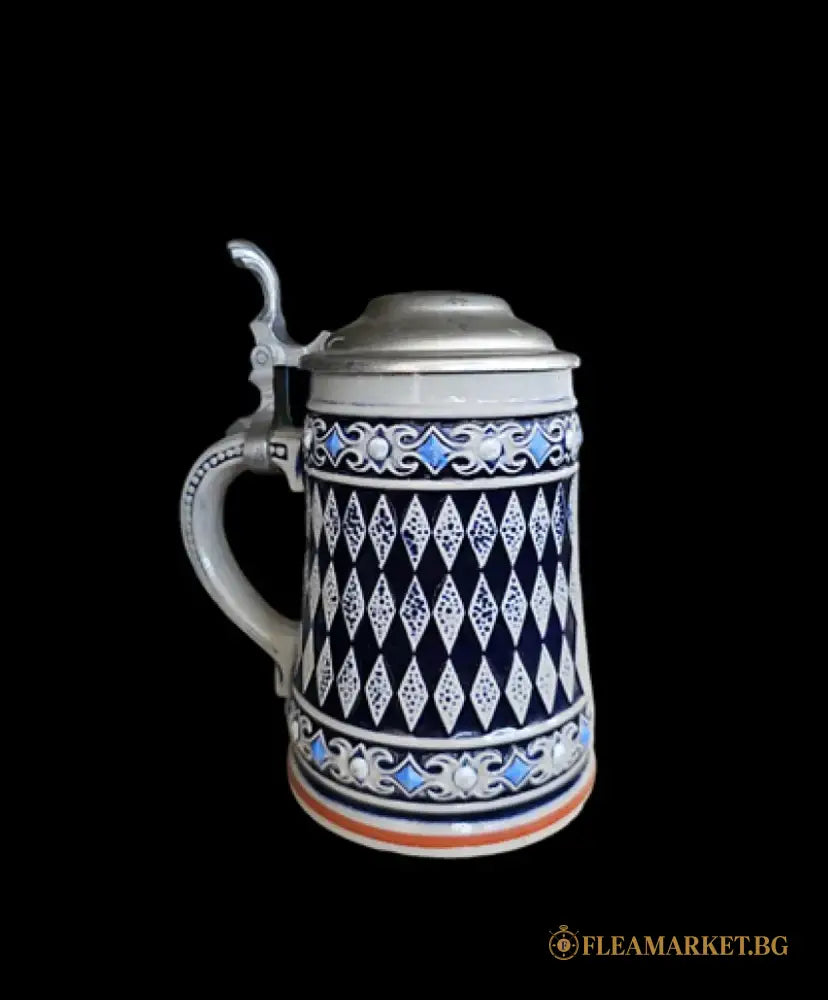 Халба с капак,вместимост 250mL (478)