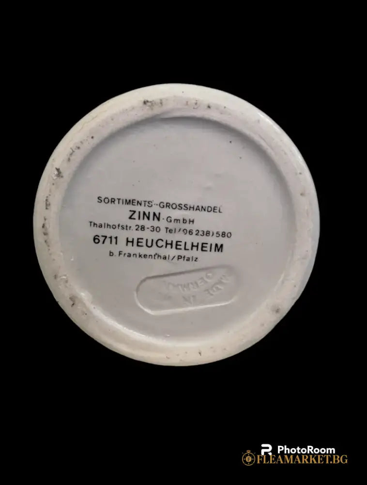 Халба вместимост0,5 л - antique