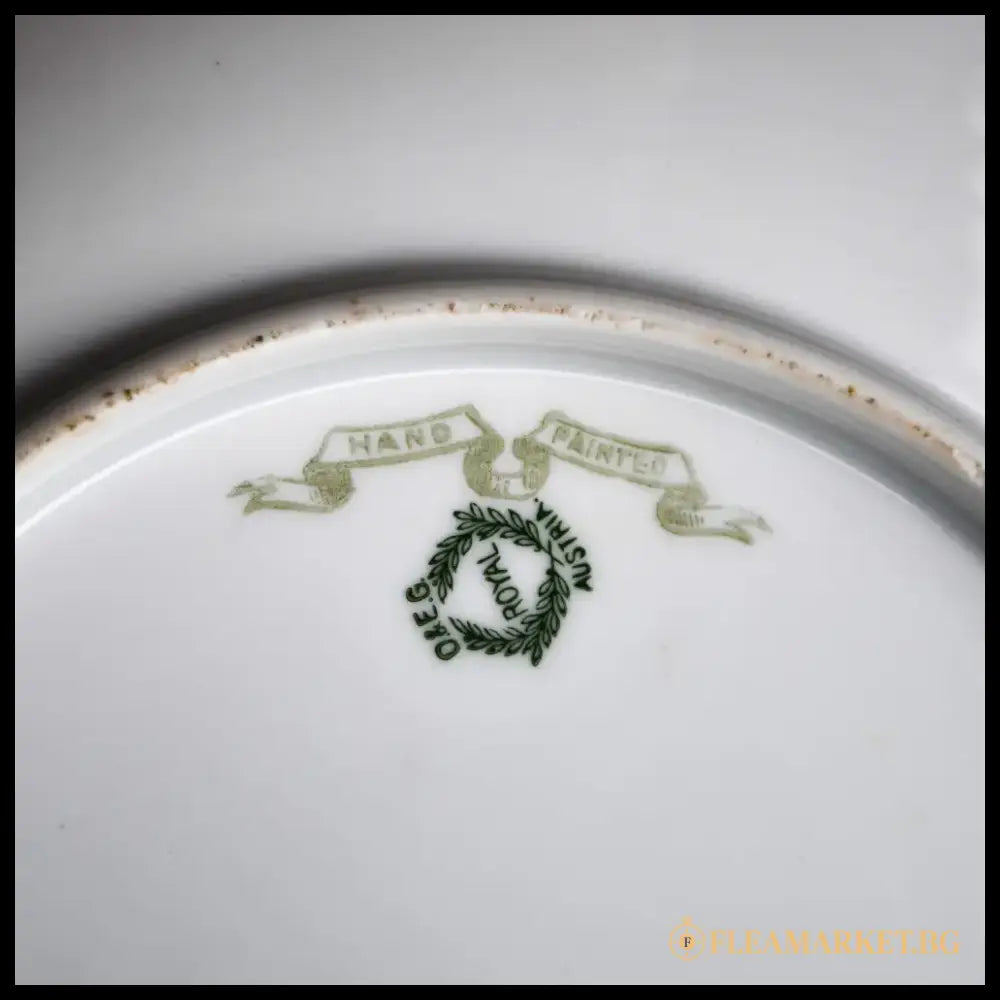 Колекционна чиния на O & E.G. Royal Austria - antique