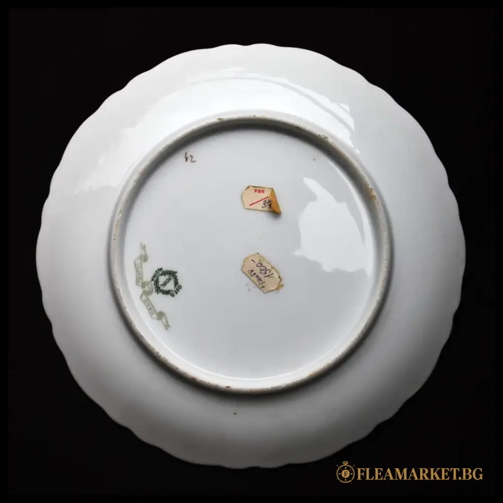 Колекционна чиния на O & E.G. Royal Austria - antique