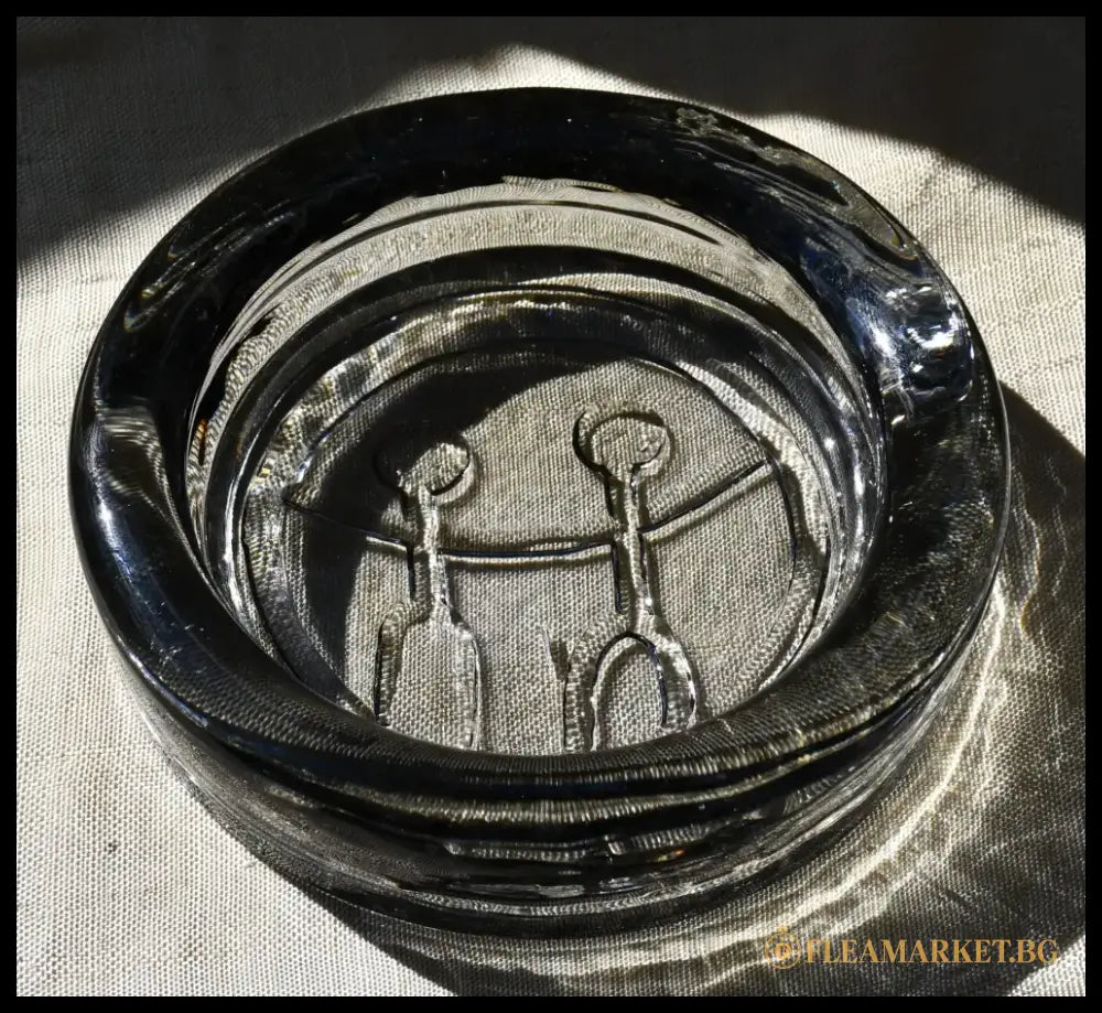 Купа/медалион от Erik Höglund (1932-98) за Kosta Boda - antique