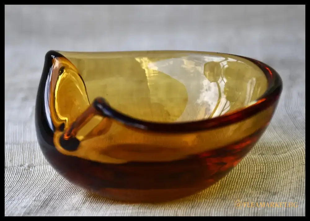 Пепелник - арт стъкло. В стила на Мурано. - antique