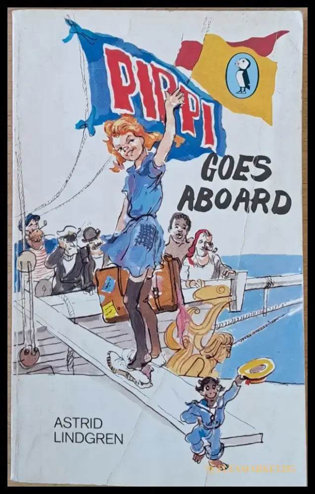 Pippi Goes Aboard - Книги