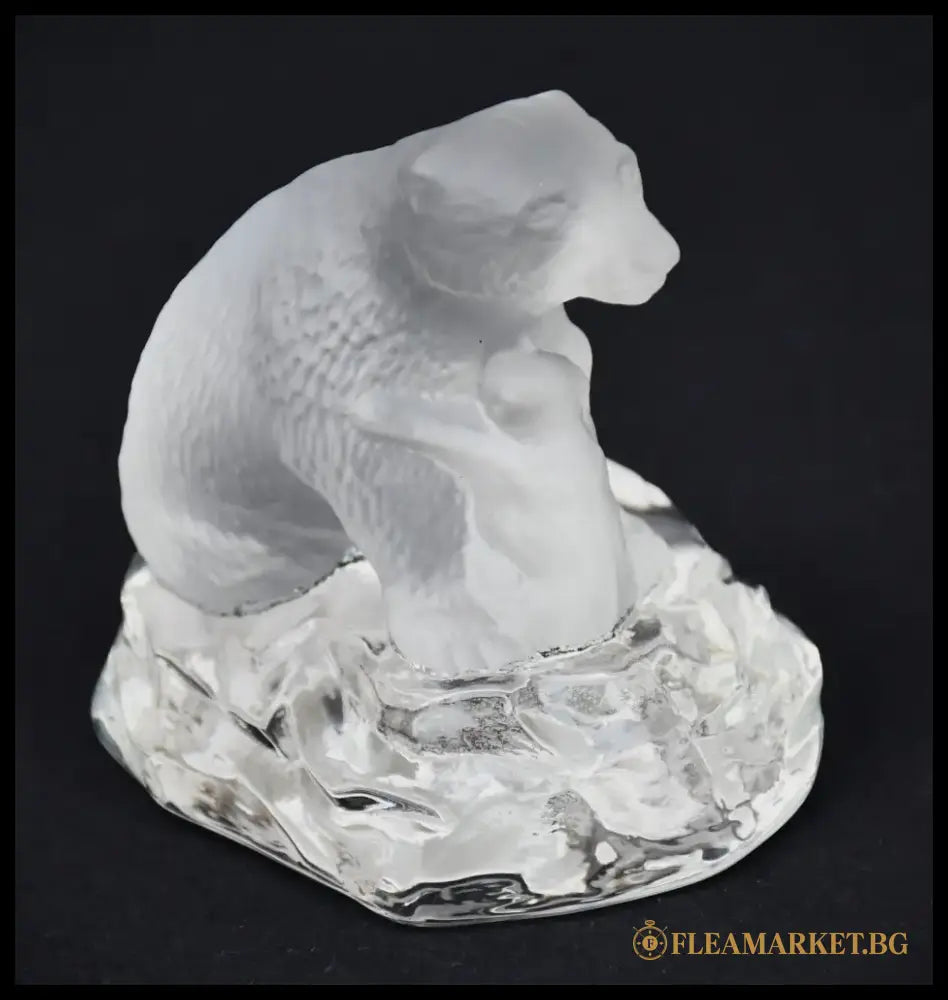 Полярна мечка с мечето си - кристална скулптура на SEA Glasbruk Kosta - antique