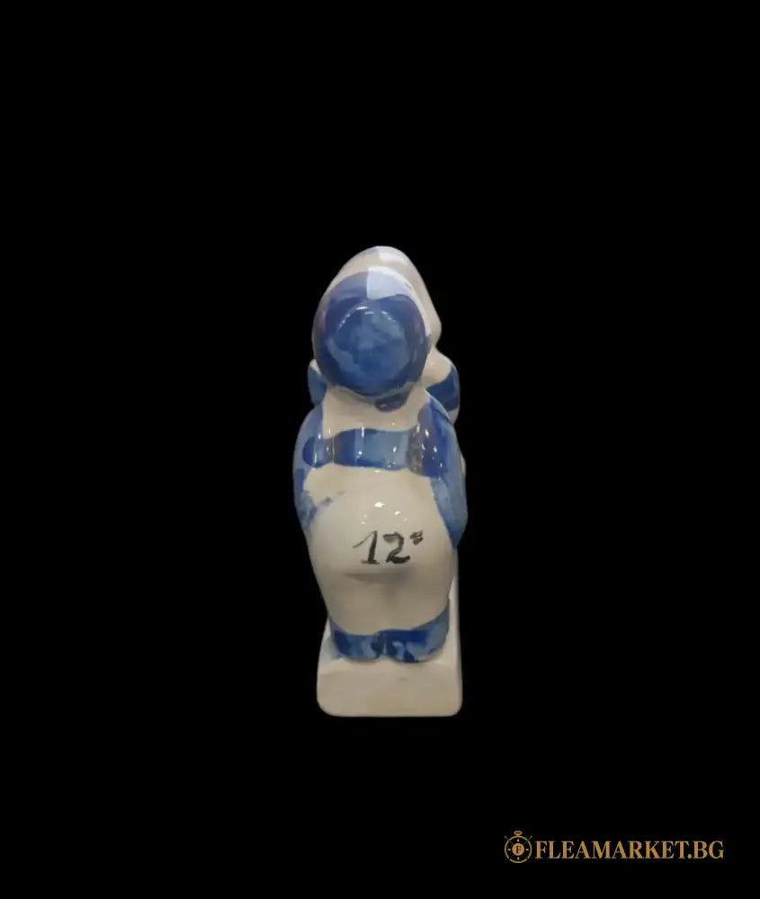 Порцеланова статуетка (118)