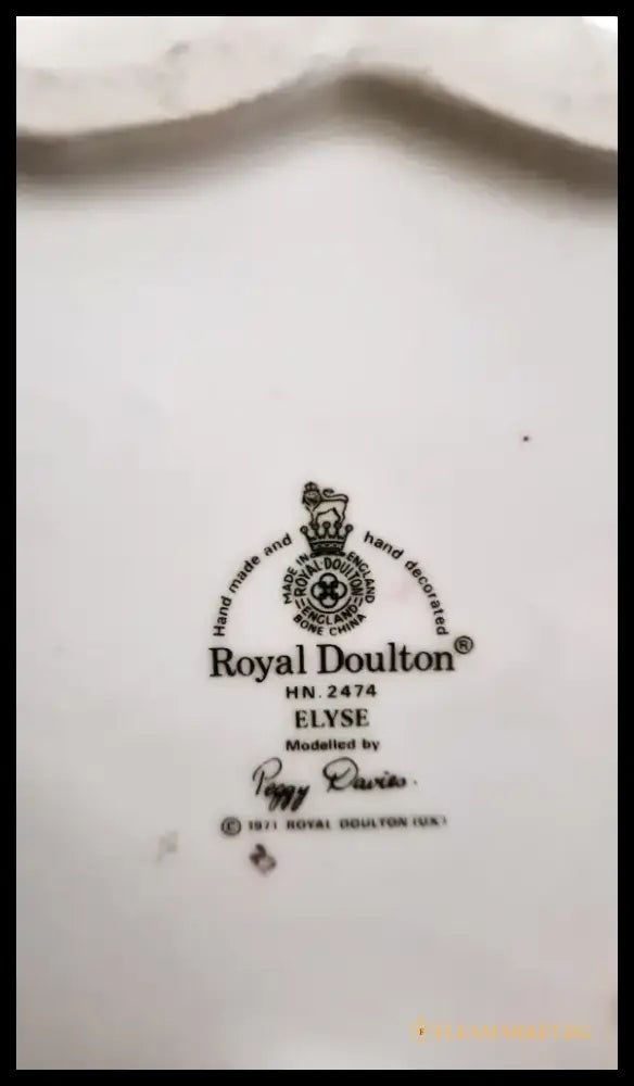 Порцеланова статуетка Royal Doulton - Elyse - antique
