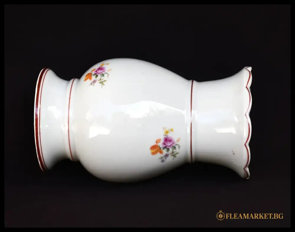 Порцеланова ваза ’Фестон’ - Видин - antique