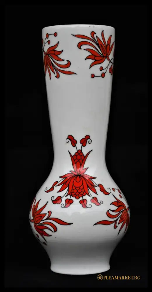 Порцеланова винтидж ваза от Жолнай/Zsolnay - antique