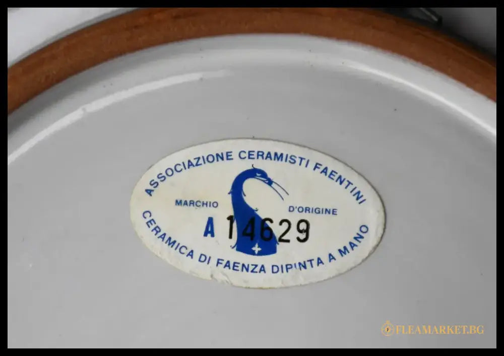 Ръчно рисувана чиния Melandri от Фаенца. Подписана. - antique