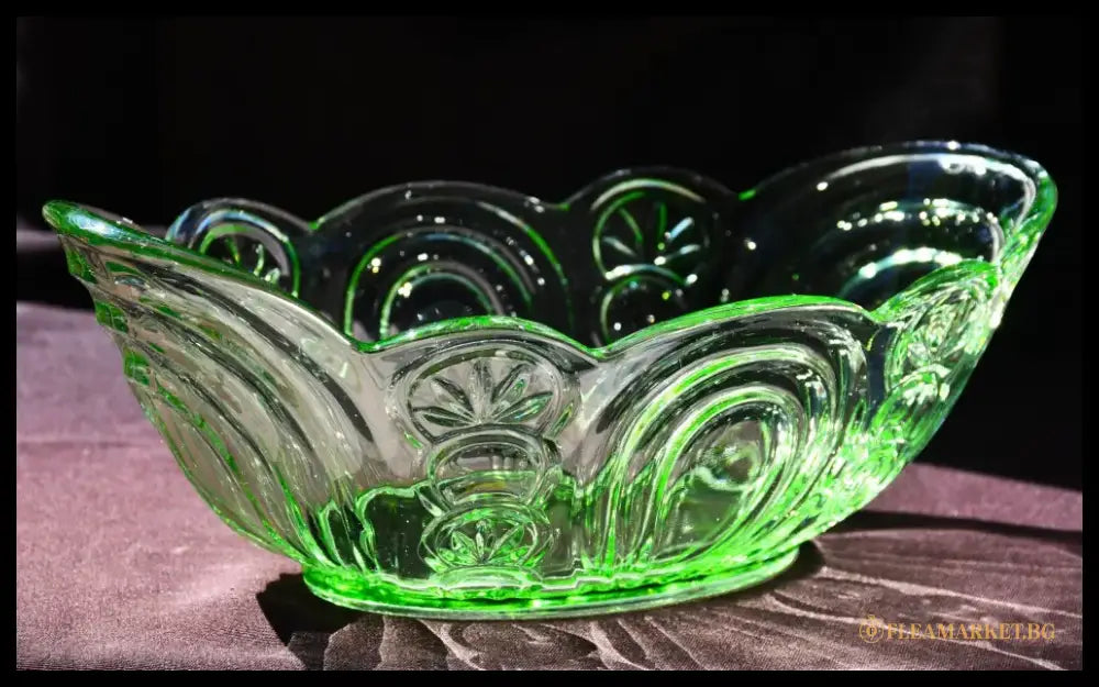 Стъклена фруктиера тип ’гондола’. Арт Деко. 30-те. - antique