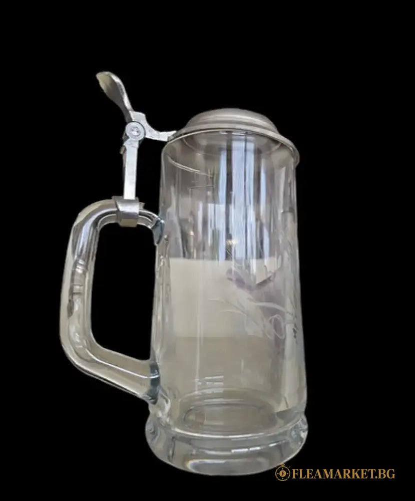 Стъклена халба с капак,вместимост 0,5L (475)