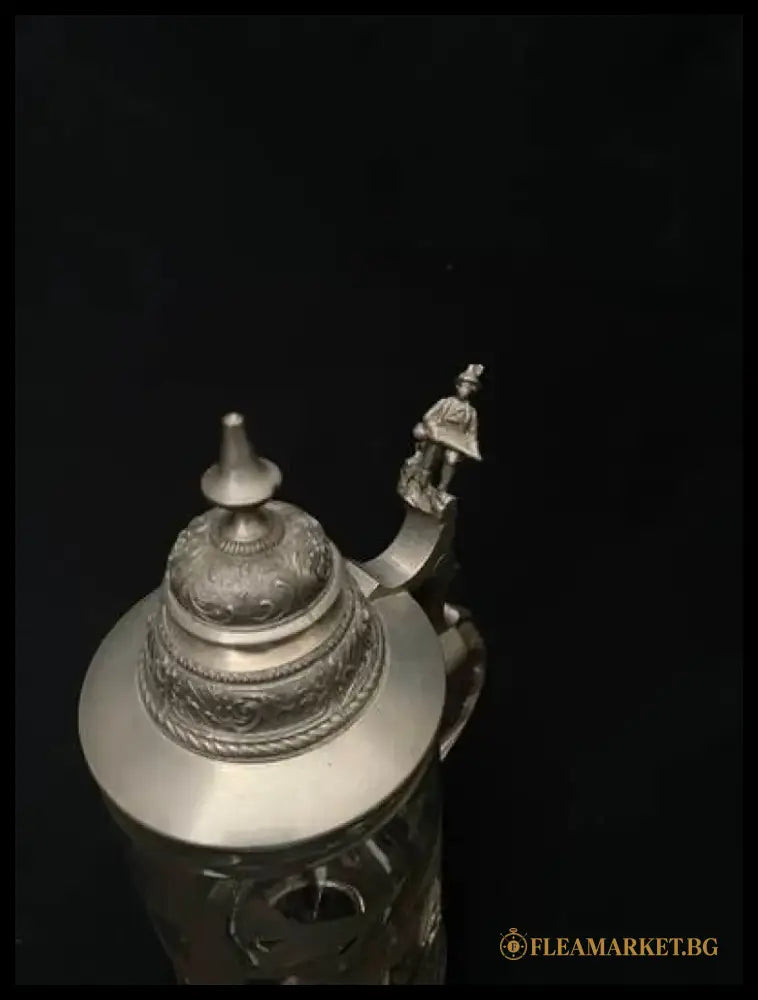 Стъклена халба с капак,вместимост 0,5L (511)