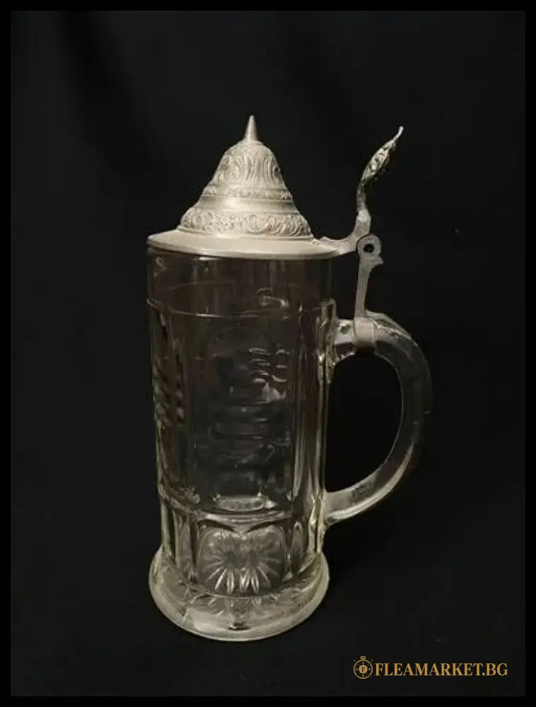 Стъклена халба с капак,вместимост 0,5L (512)