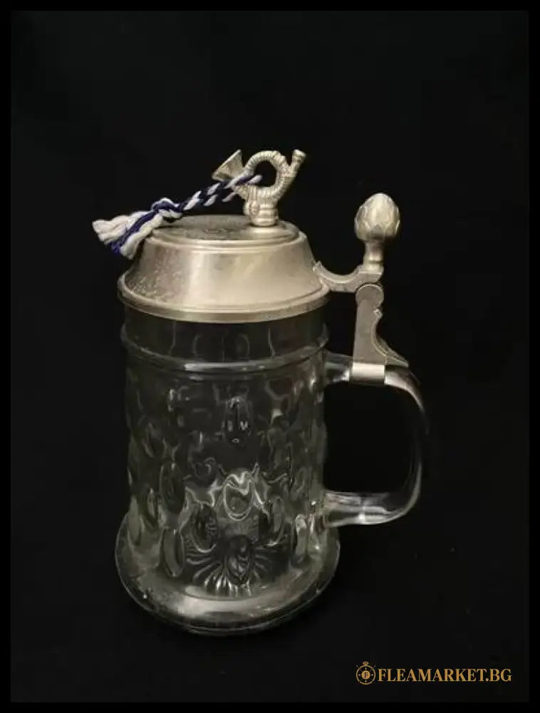 Стъклена халба с капак,вместимост 0,5L (517)