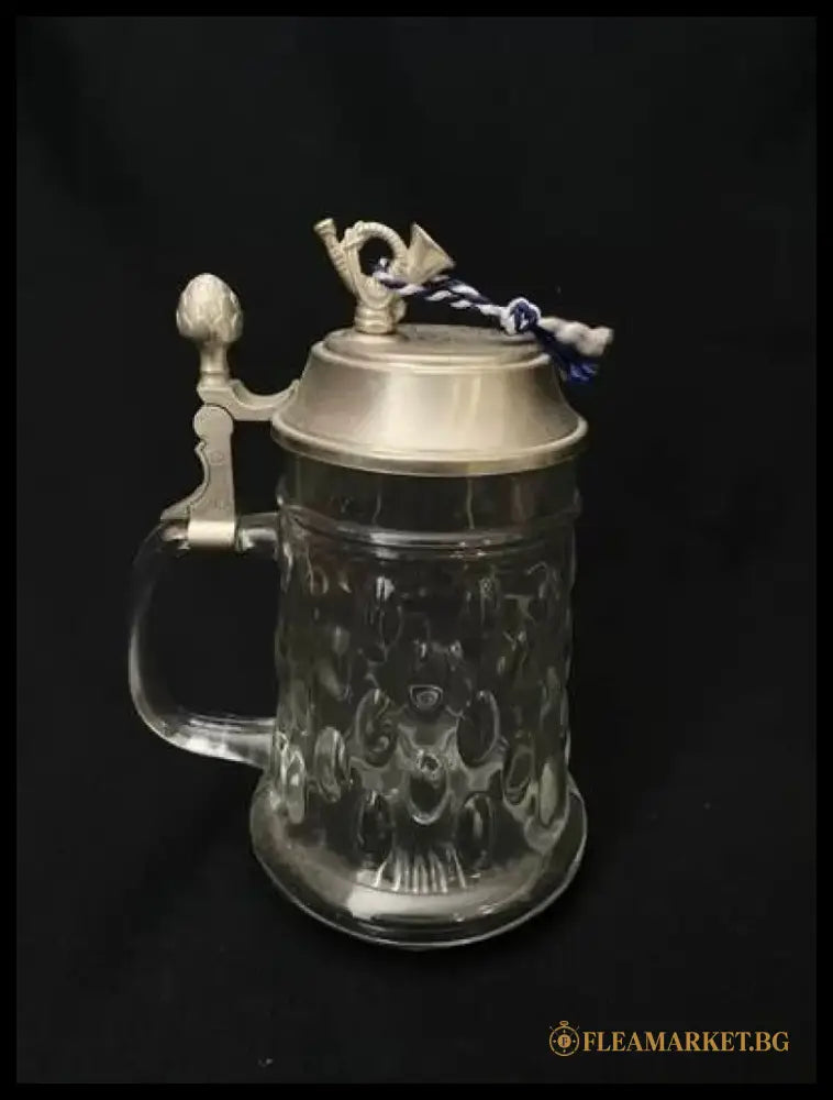 Стъклена халба с капак,вместимост 0,5L (517)