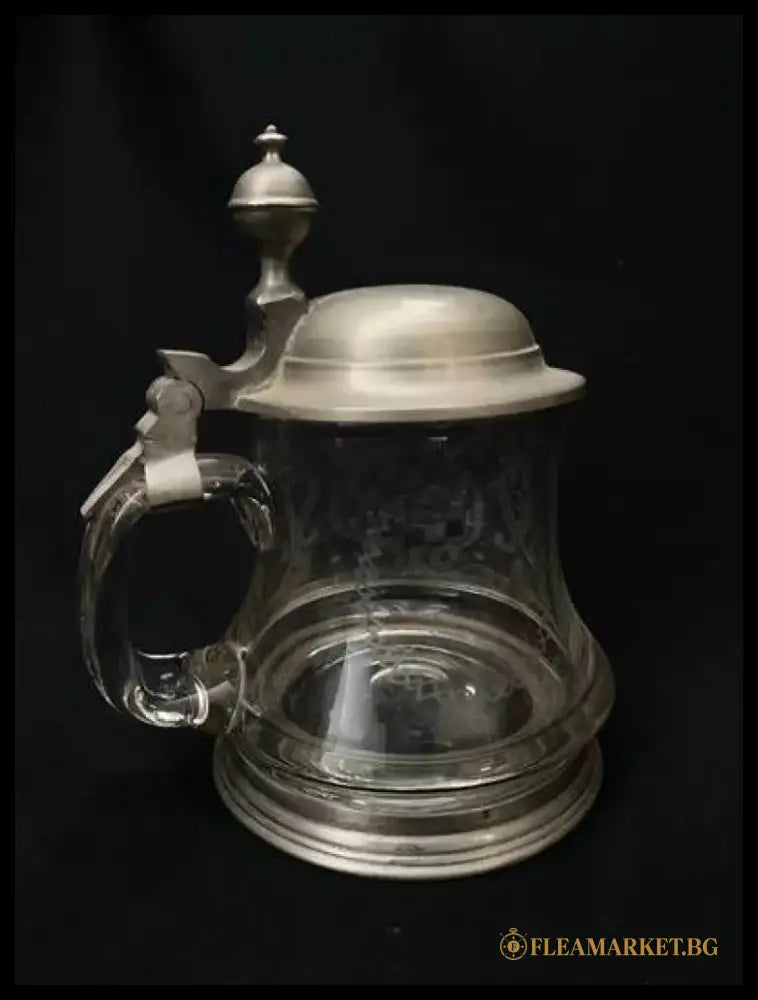 Стъклена халба с капак,вместимост 0,5L (516)