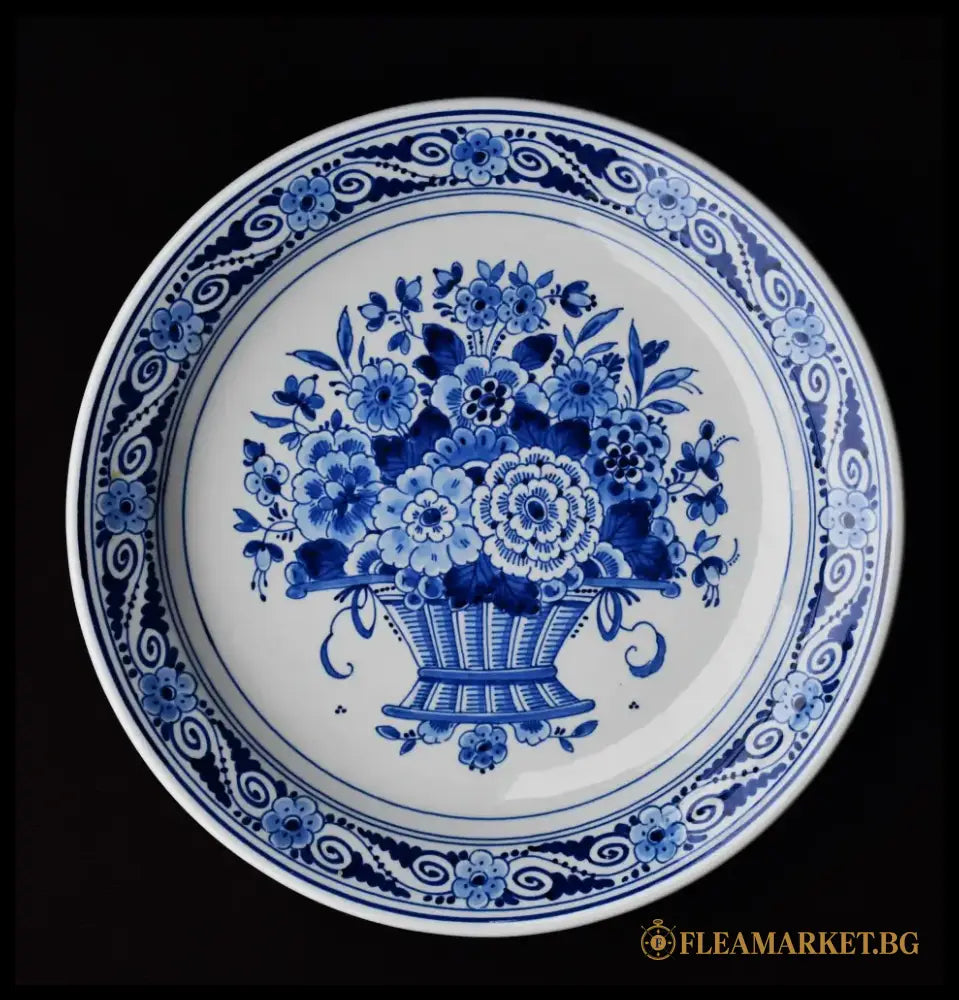 Стенна чиния Royal Delft - antique
