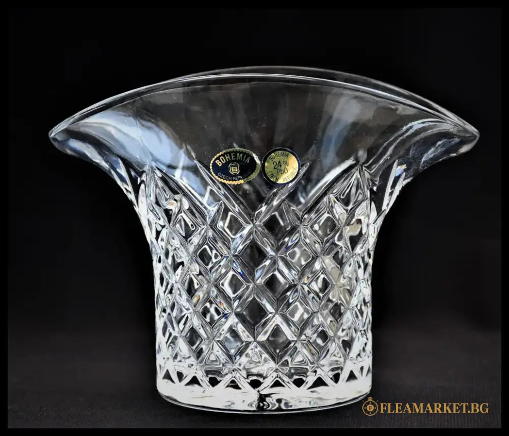Стилна кристална ваза от ’Бохемия’ - antique