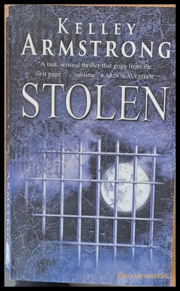 Stolen - Книги