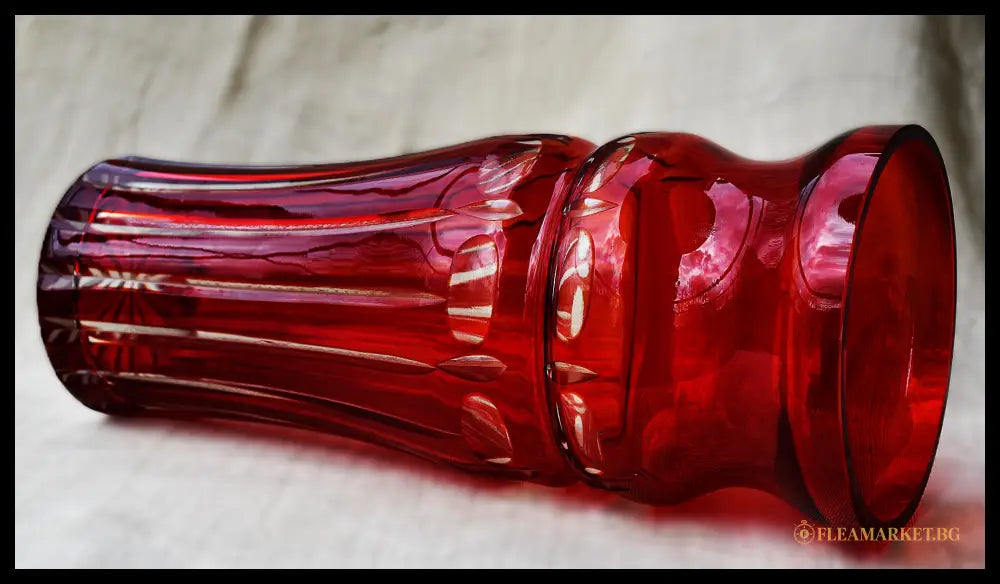 Ваза Бохемия двуслоен кристал Ruby-to-Clear Чехословакия 1960-те (092107261750) - Антикварен предмет