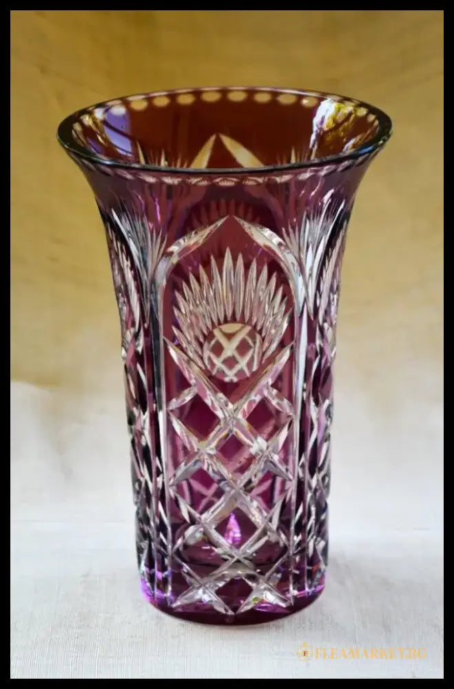 Ваза двуслоен кристал ръчно гравирана - antique