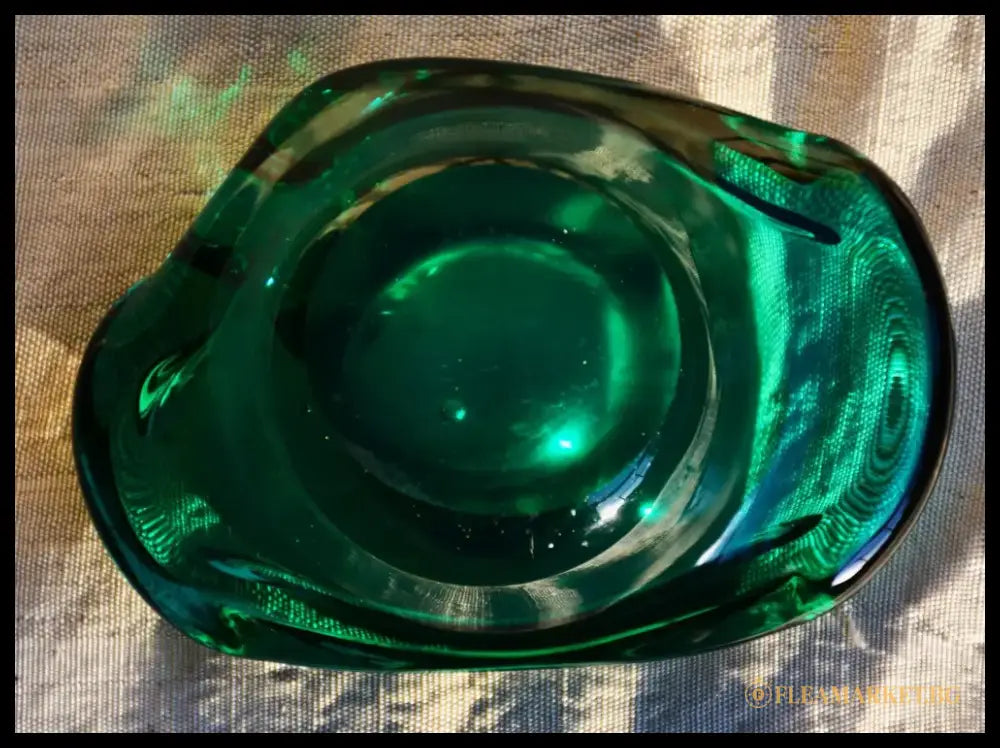 Винтидж пепелник - art glass (104421)