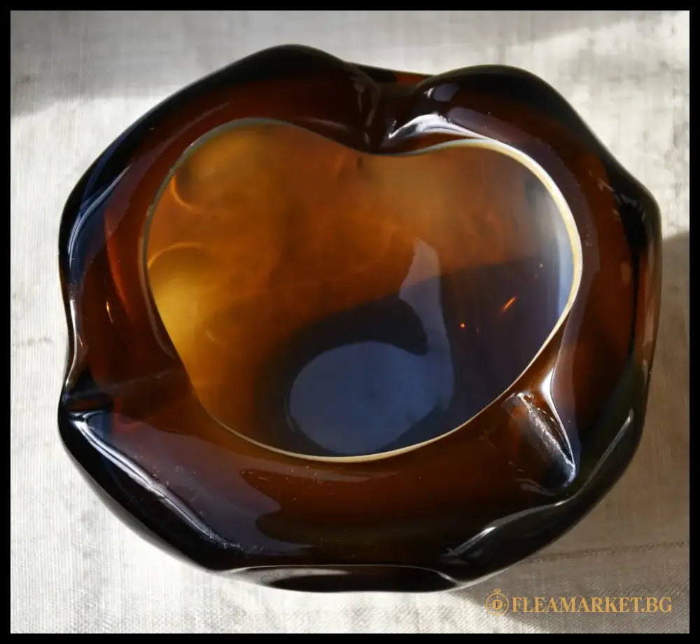 Винтидж пепелник - art glass - antique