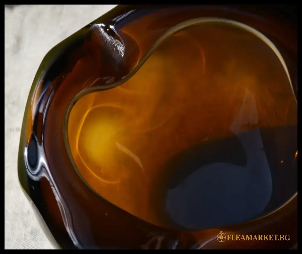 Винтидж пепелник - art glass - antique