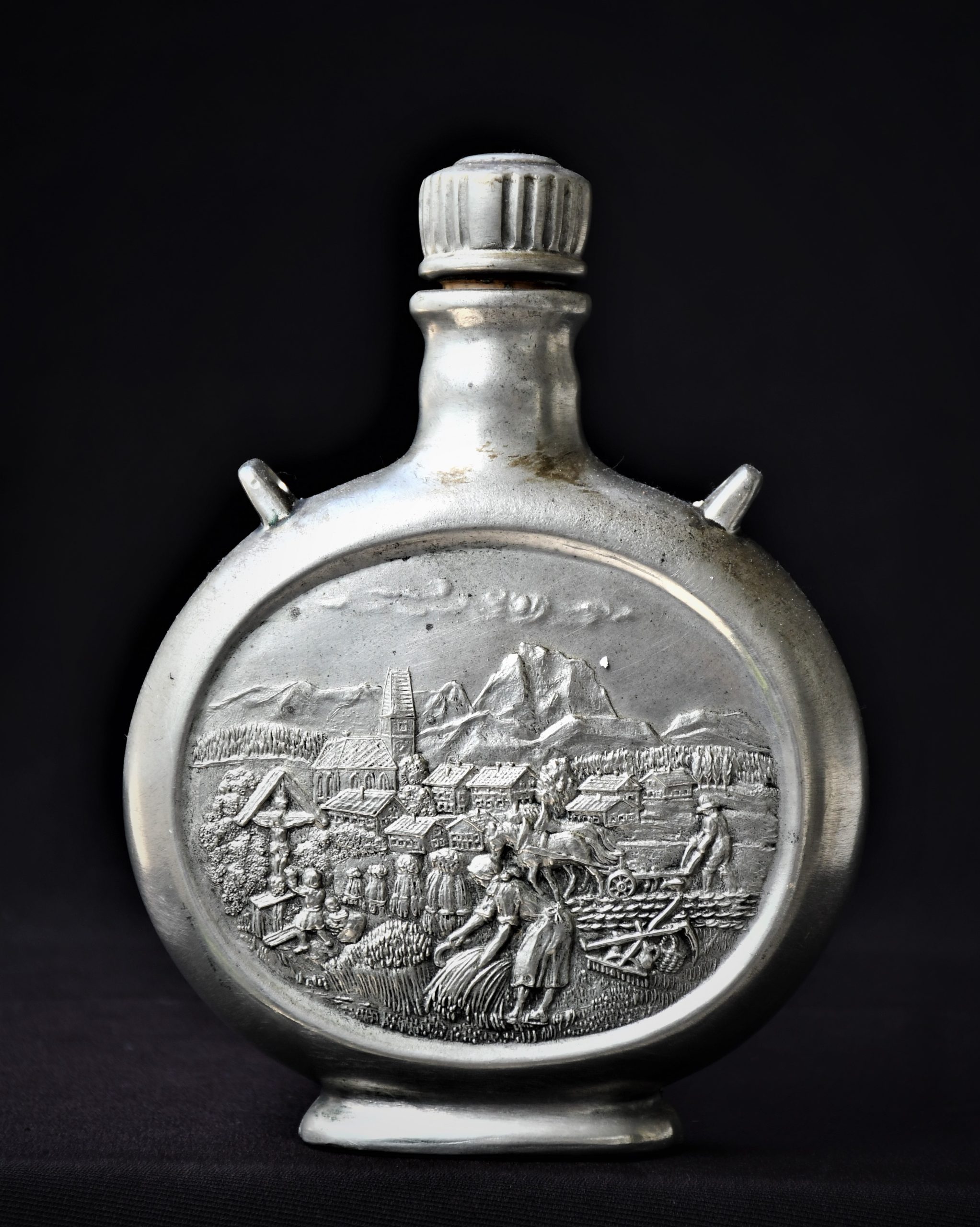 Немска метална бутилка - винтидж