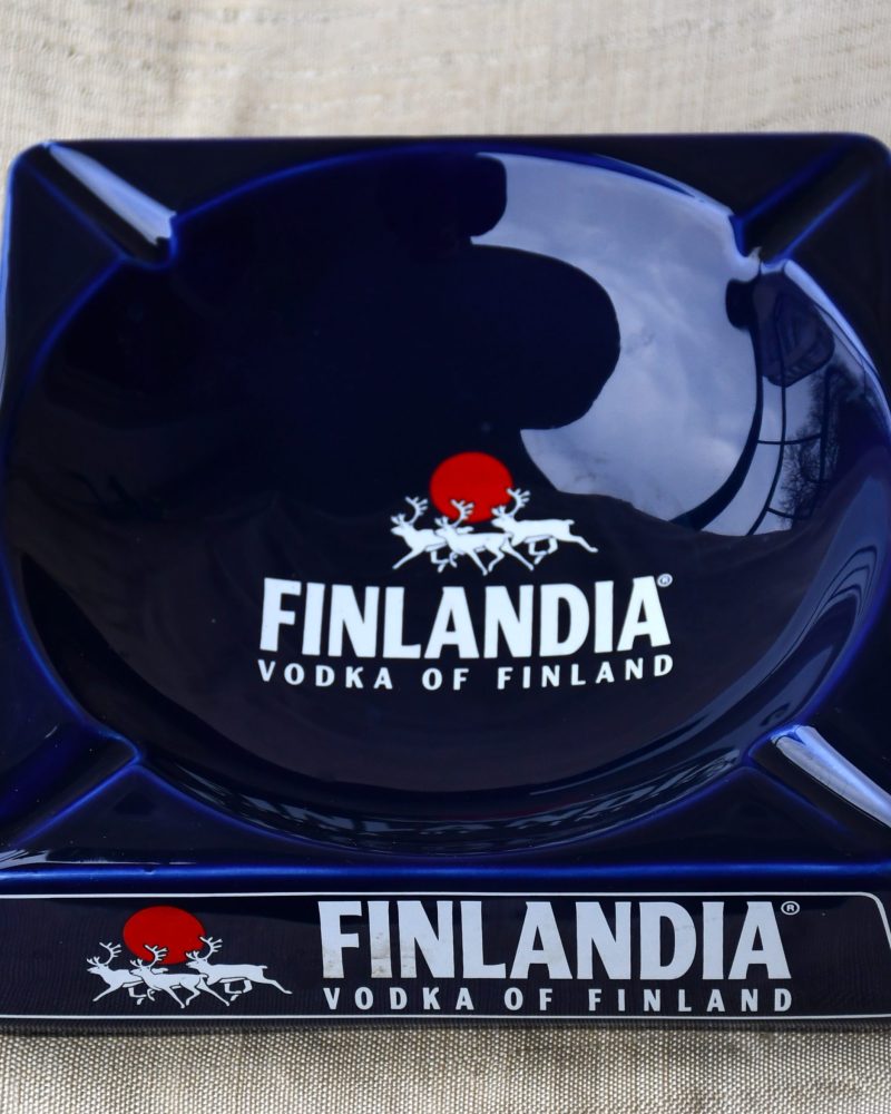 Винтидж пепелник  Finlandia