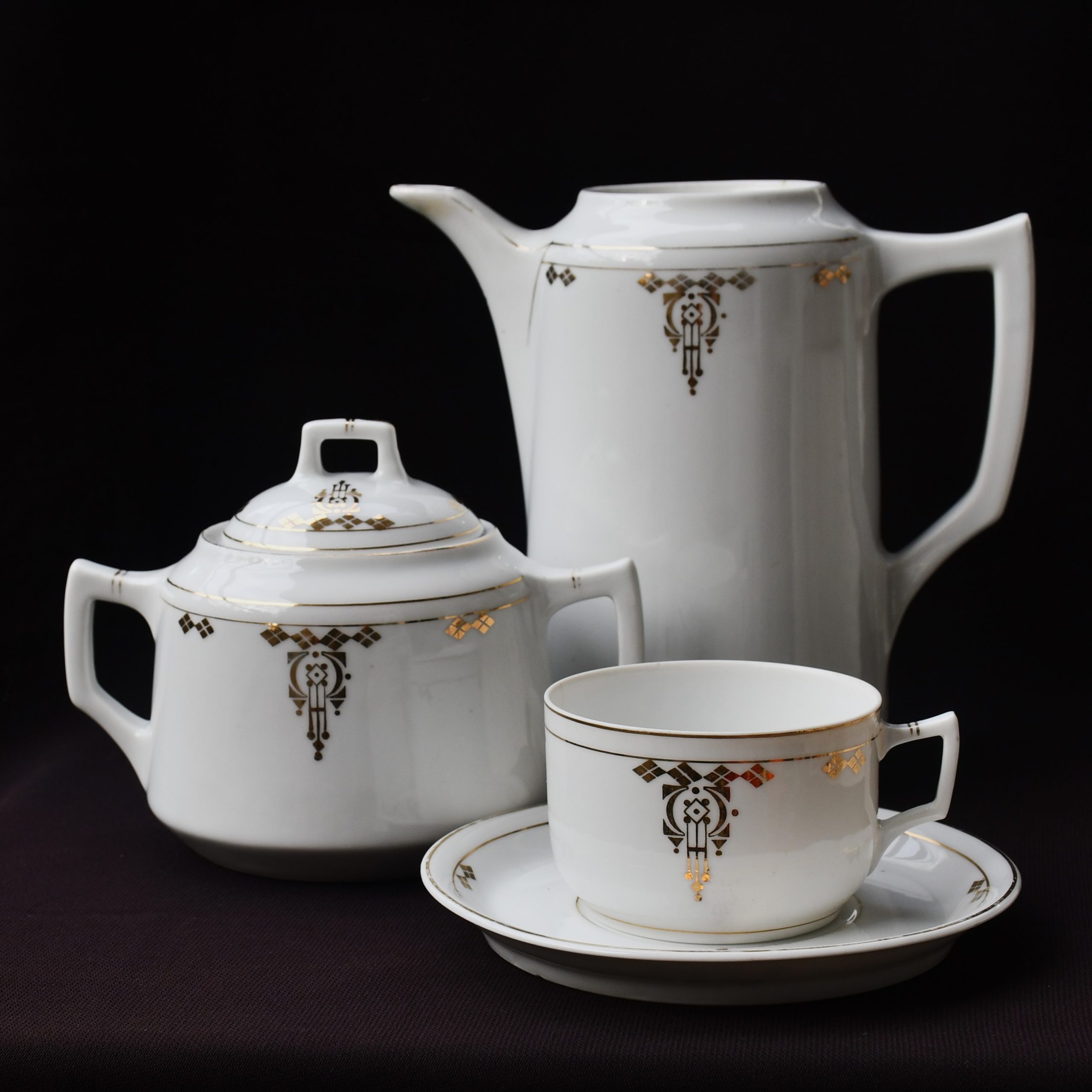 Порцеланов сервиз за кафе - Ар Нуво